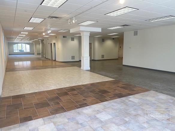 Landmark Commercial Building: 164 Epping Road, Exeter, NH 03833